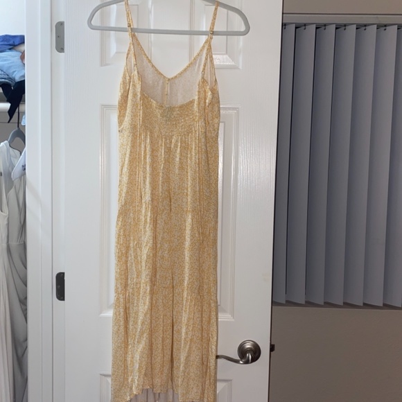 Long yellow sundress - Picture 2 of 3